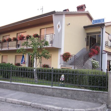 Guest House Mrvcic Rupa Экстерьер фото