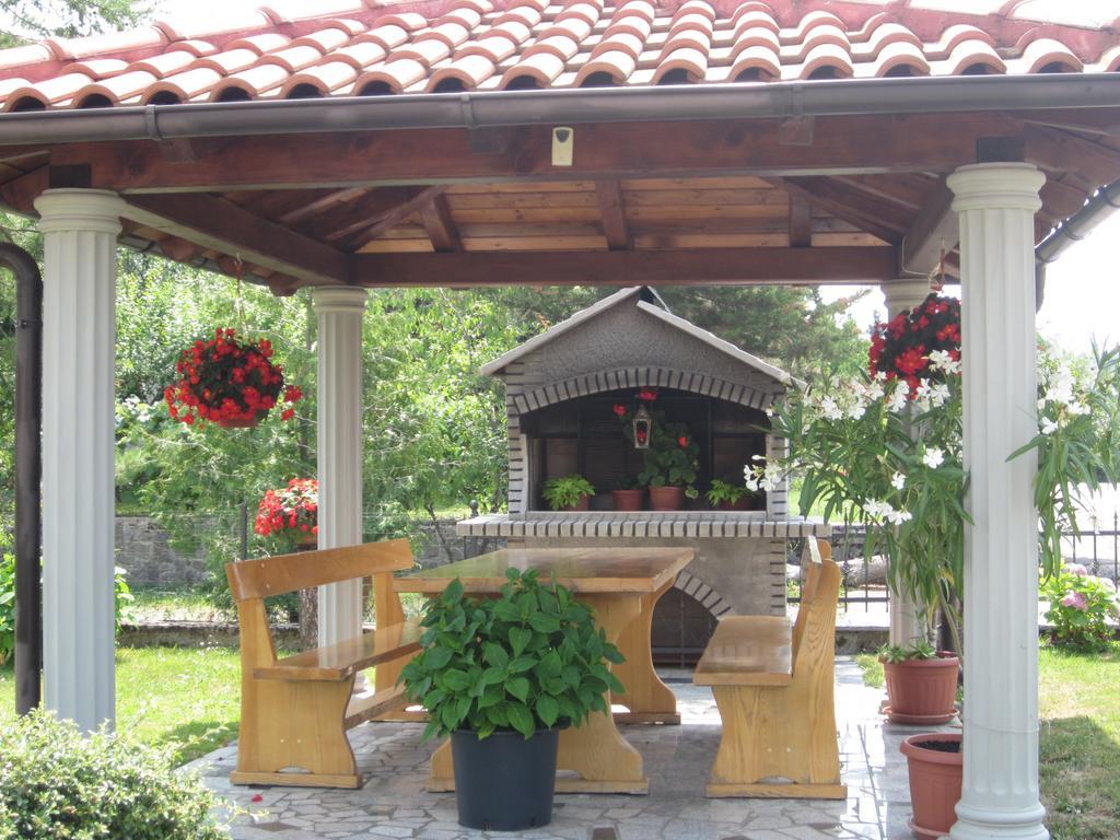 Guest House Mrvcic Rupa Экстерьер фото